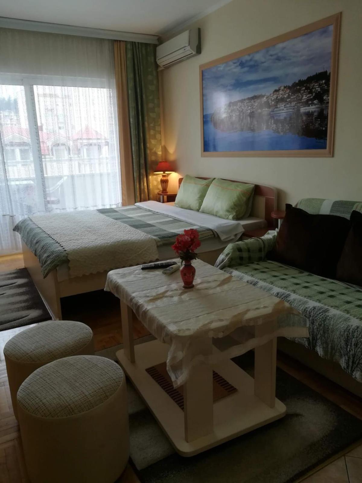 Lazo'S Apartments Ohrid Exterior photo