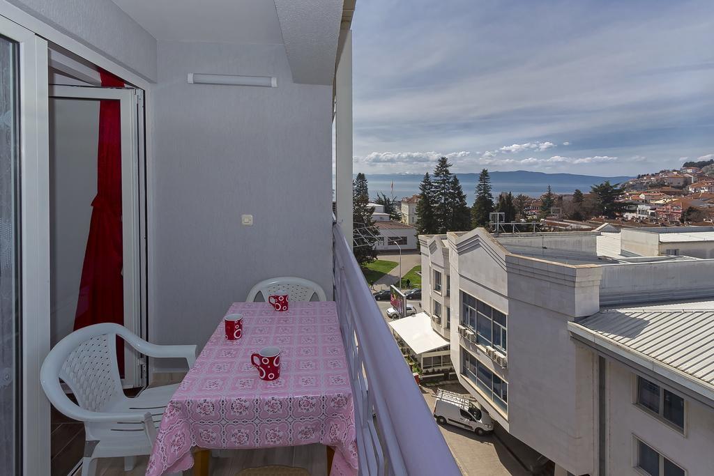 Lazo'S Apartments Ohrid Exterior photo